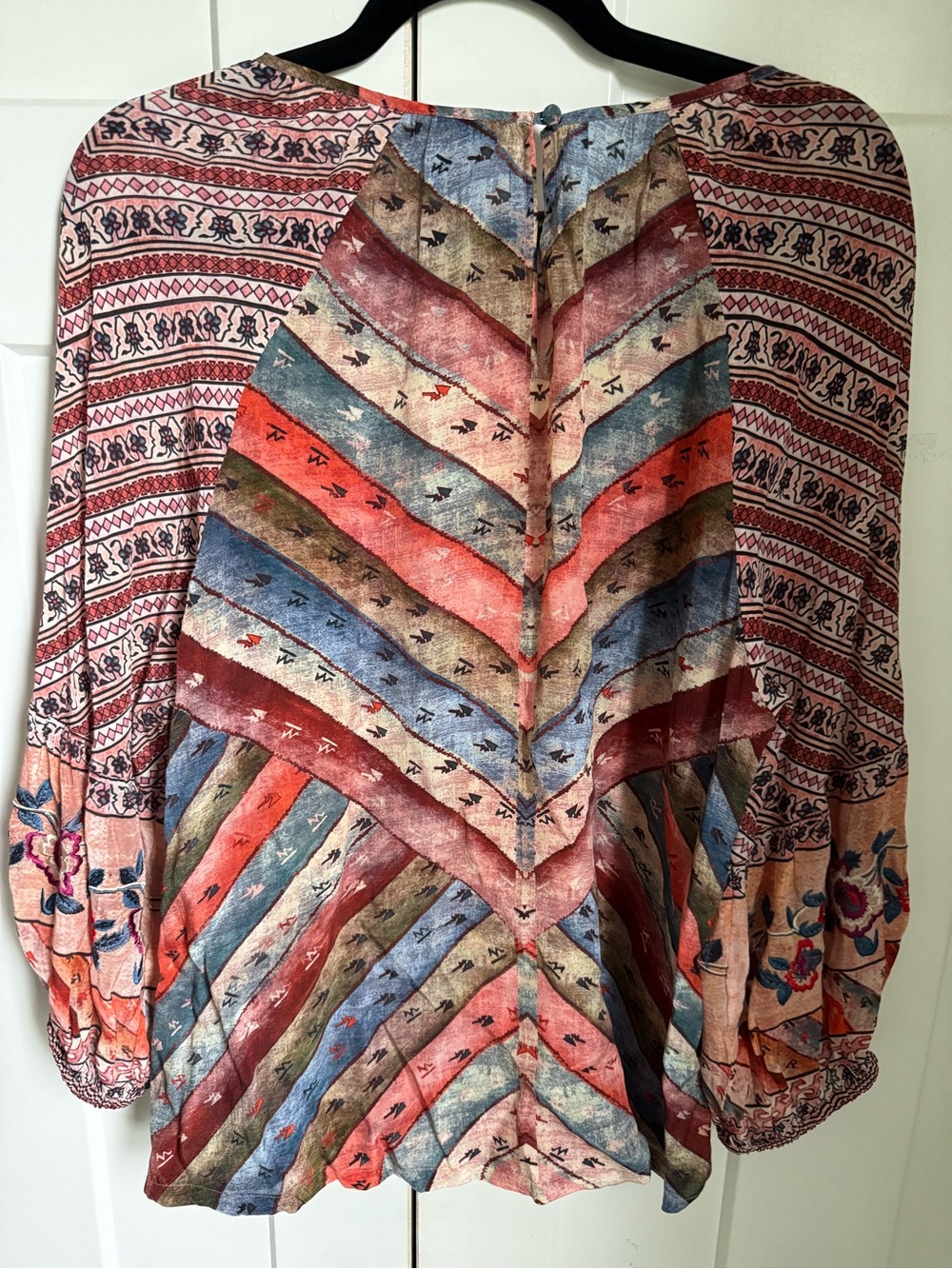 Anthropologie Uma Paesant Blouse in abstract print. Size M. - Picture 6 of 9